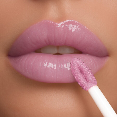 WABI BEAUTY GUILTY GLITTER LIP GLOSS | PLAYFULL