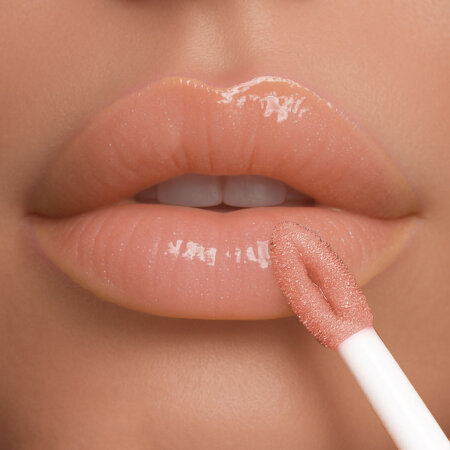 WABI BEAUTY GUILTY GLITTER LIP GLOSS | IMPARTIAL