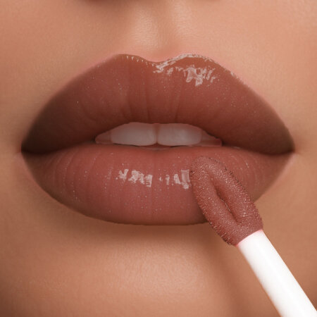 WABI BEAUTY GUILTY GLITTER LIP GLOSS | VIVID